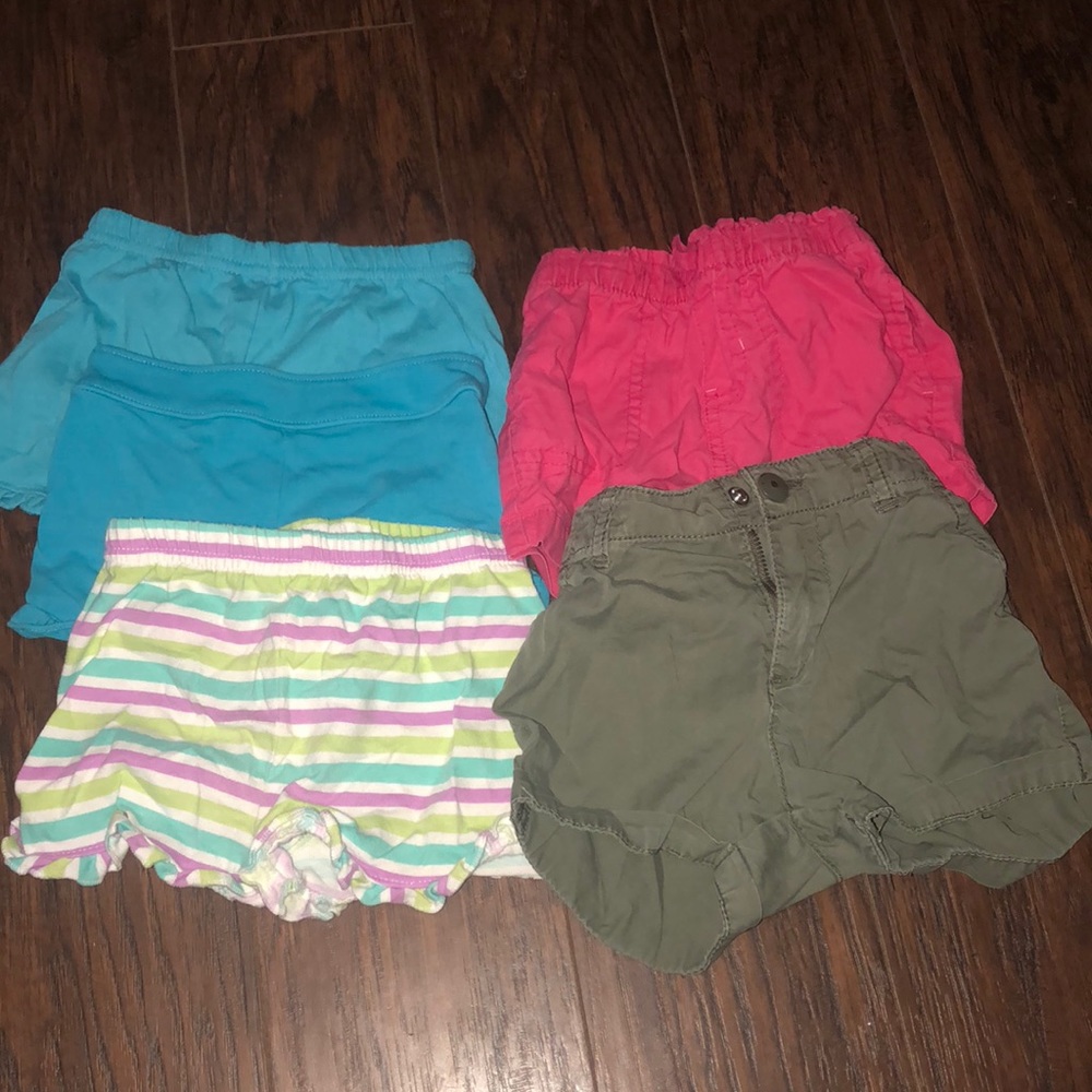 Bundle of shorts